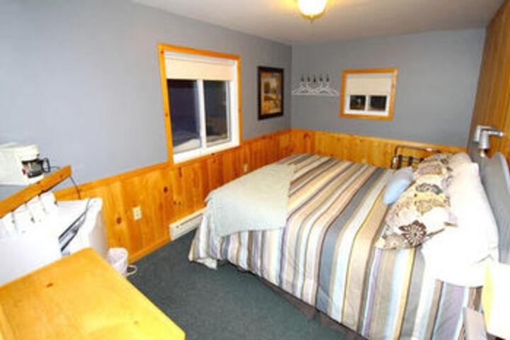 Room 7 of 42