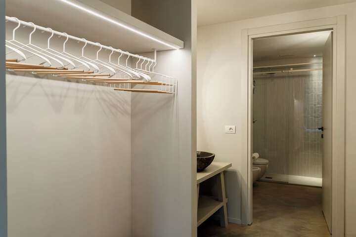 Room 62 of 121