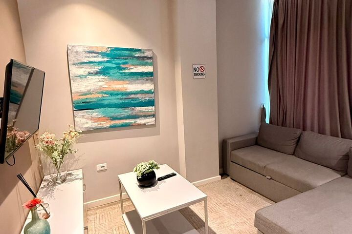 Room 17 of 57