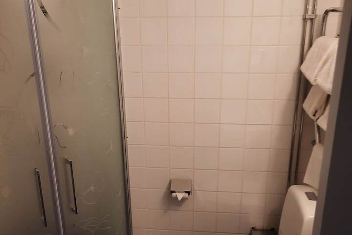 Room 75 of 116