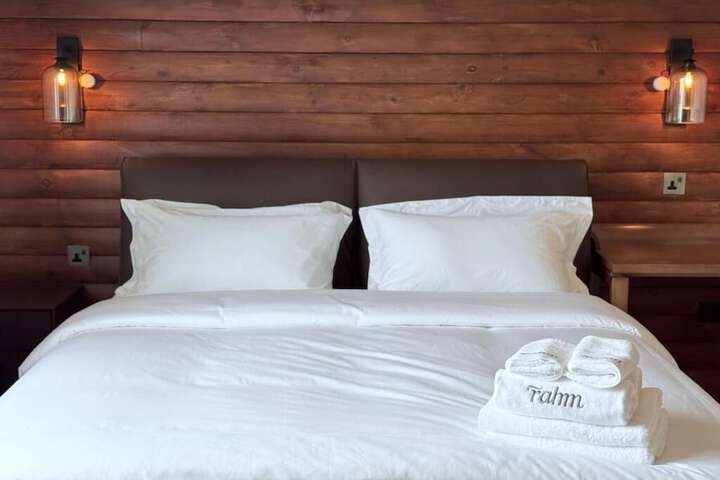 Room 34 of 63