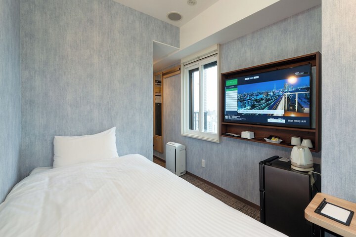 Room 38 of 105