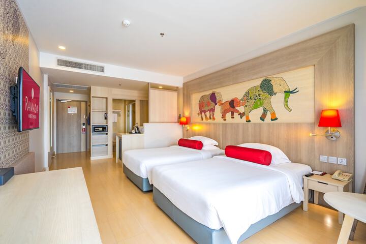 Room 63 of 220
