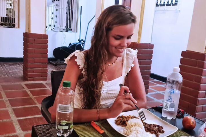 Dining 24 of 26