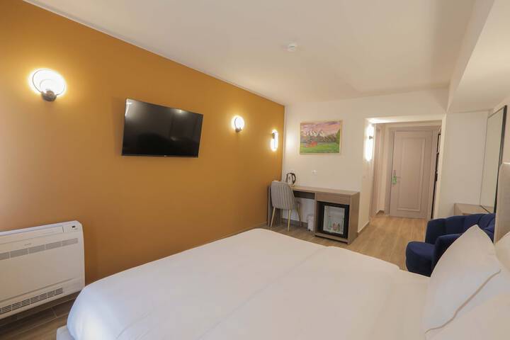 Room 54 of 101