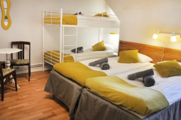 Room 44 of 138
