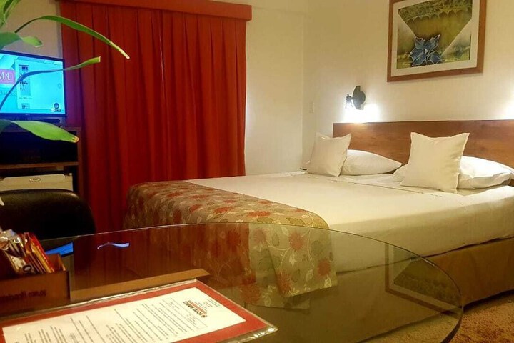 Room 9 of 27