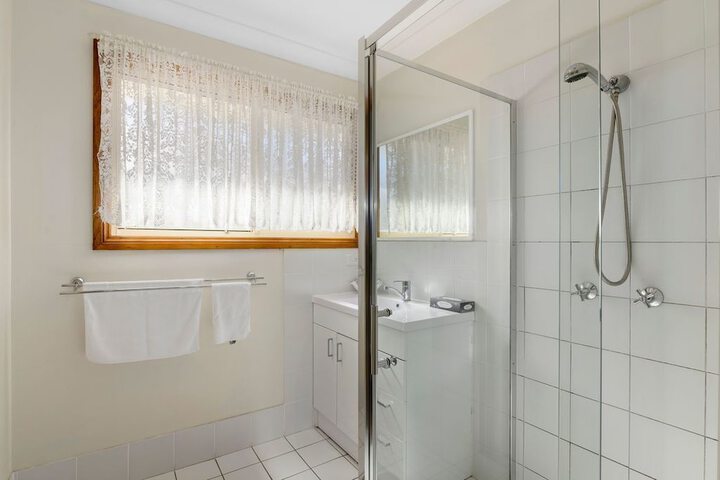 Room 11 of 22