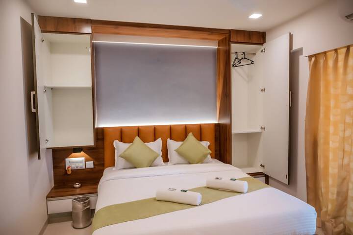 Room 7 of 24