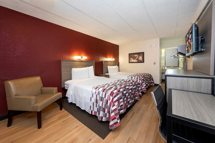 Deluxe Double Bed Accessible (11 of 15)