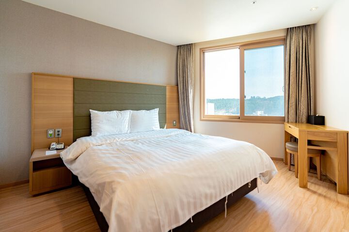 Room 40 of 127