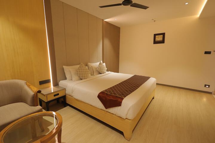 Room 40 of 63