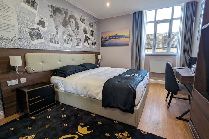 Room 78 of 117