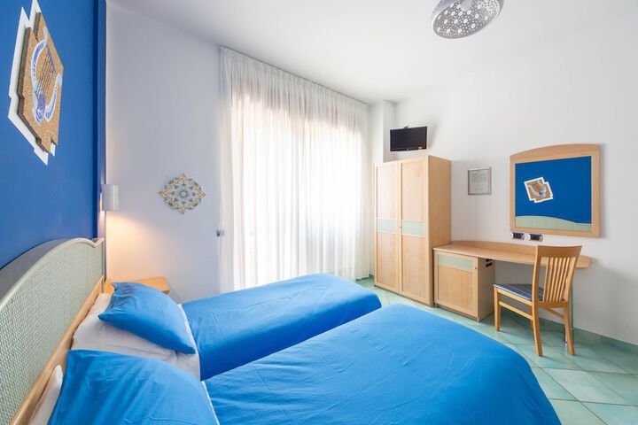 Room 21 of 57