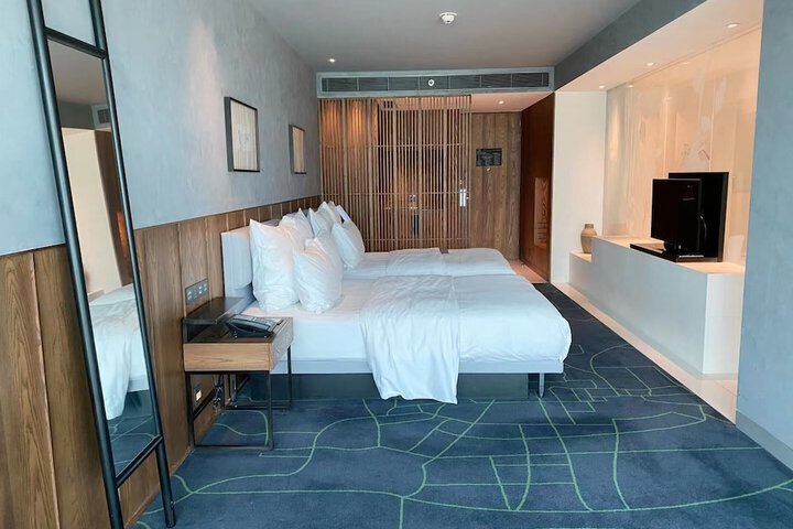 Room 26 of 51