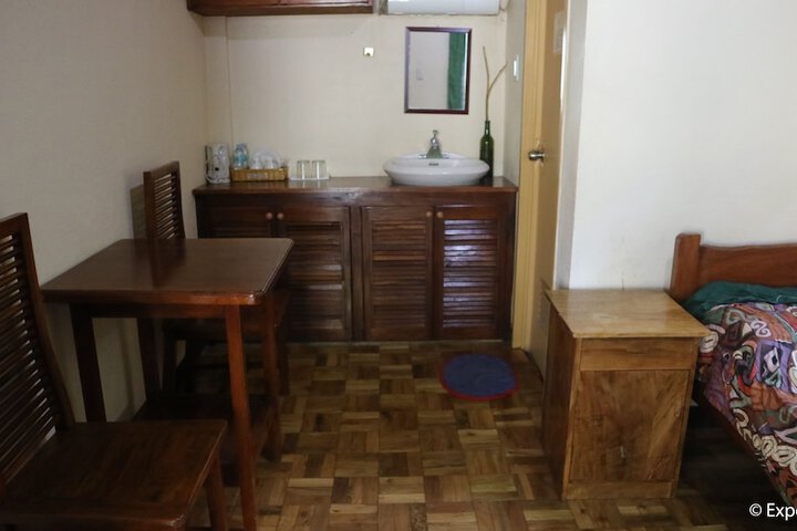 Room 4 of 22
