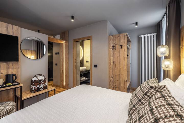 Room 46 of 115
