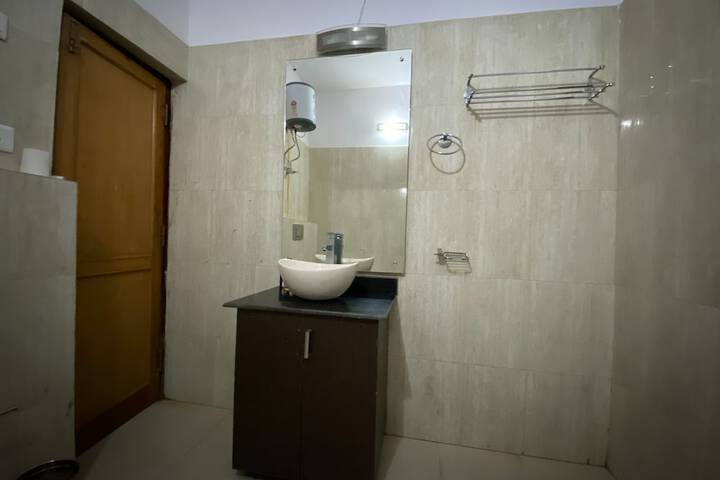 Room 44 of 84