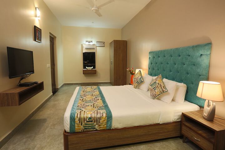 Room 5 of 45