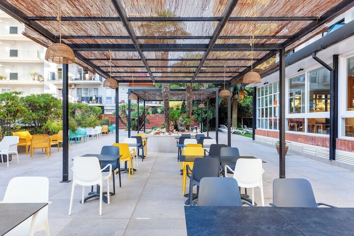 Terrace/Patio 16 of 38