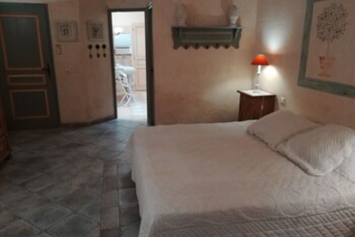 Room 19 of 27