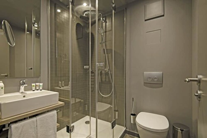 Room 20 of 30
