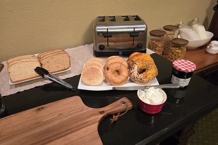 Breakfast/Coffee Service 44 of 49