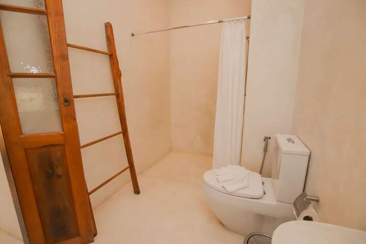 Room 187 of 262