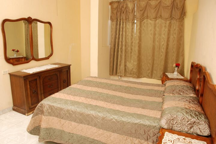 Room 6 of 40