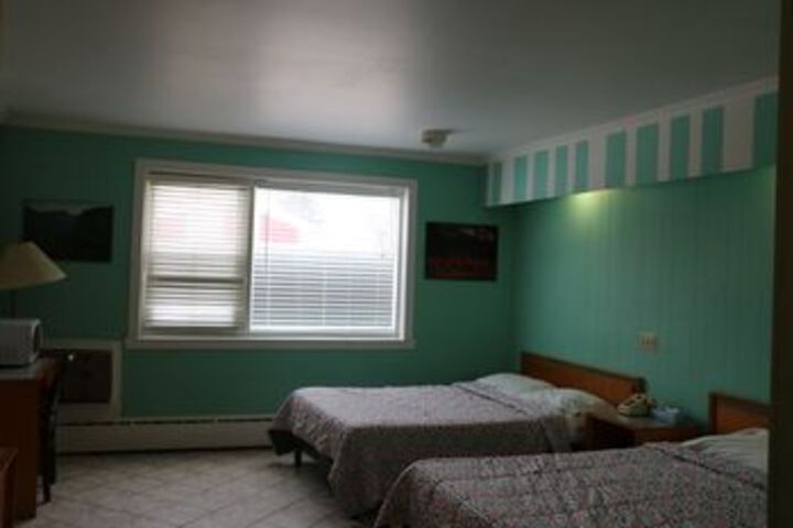 Room 17 of 54
