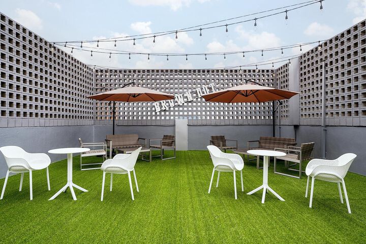 Terrace/Patio 51 of 141