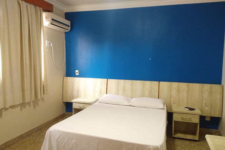 Room 7 of 13