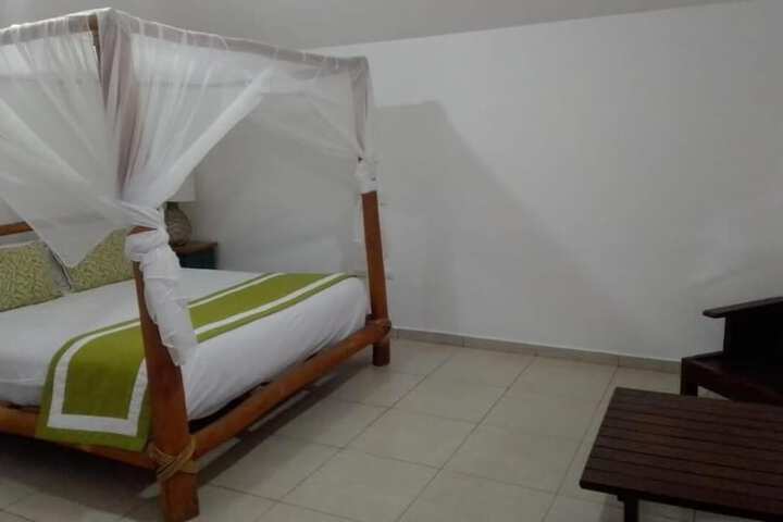 Room 17 of 58