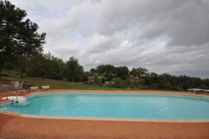 Pool 17 of 20