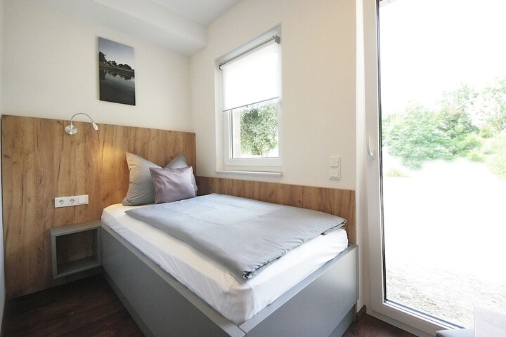 Room 5 of 30