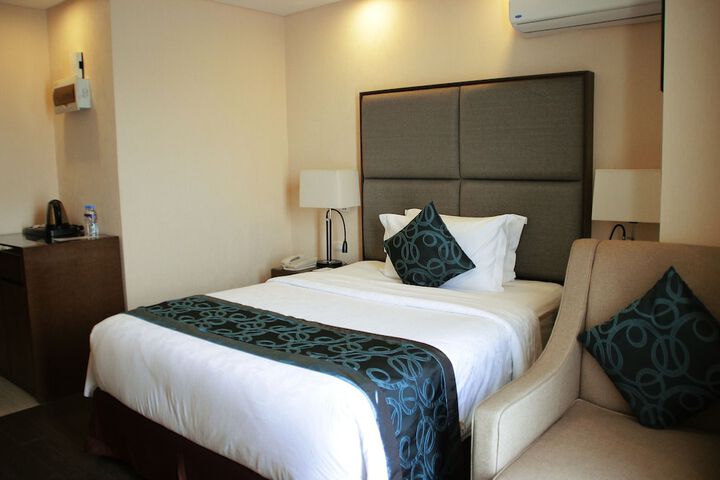 Room 14 of 69