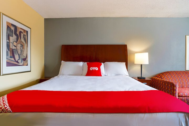 Room 8 of 40