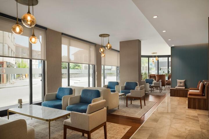 Hotel Interior 4 of 68