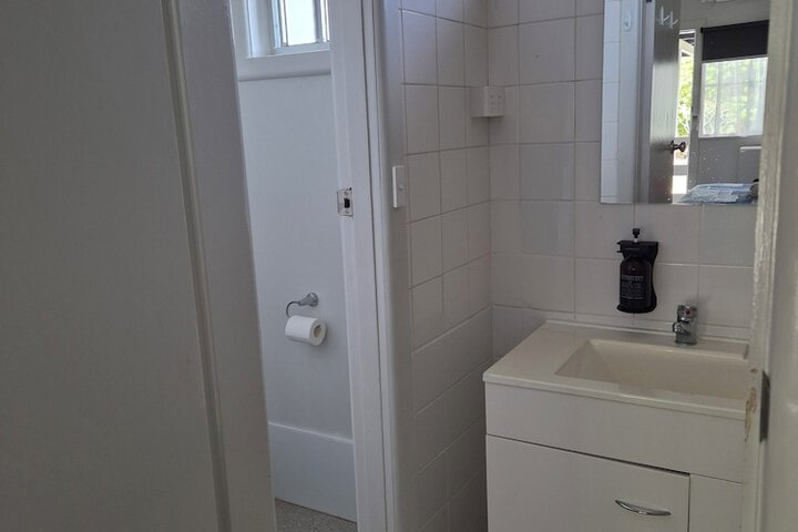 Room 17 of 21