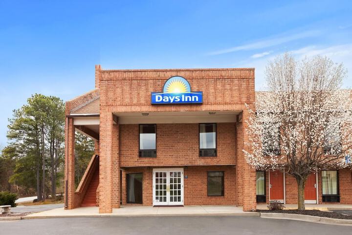 hotels in farmville va 23901