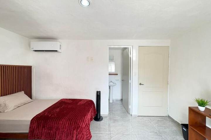 Room 8 of 29