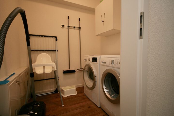 Room 2 of 17