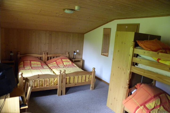 Room 15 of 64