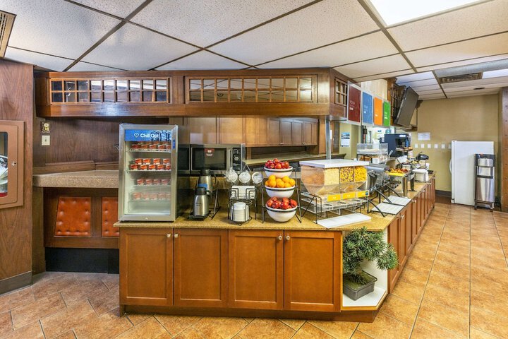 Breakfast/Coffee Service 37 of 43