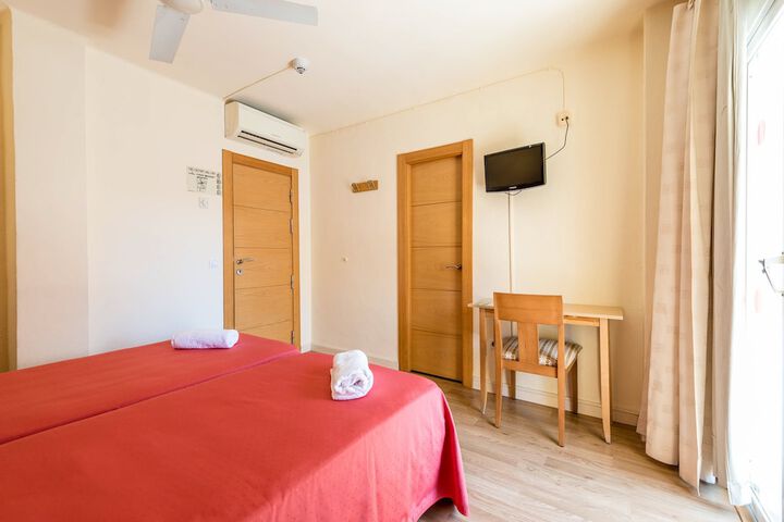 Room 5 of 22