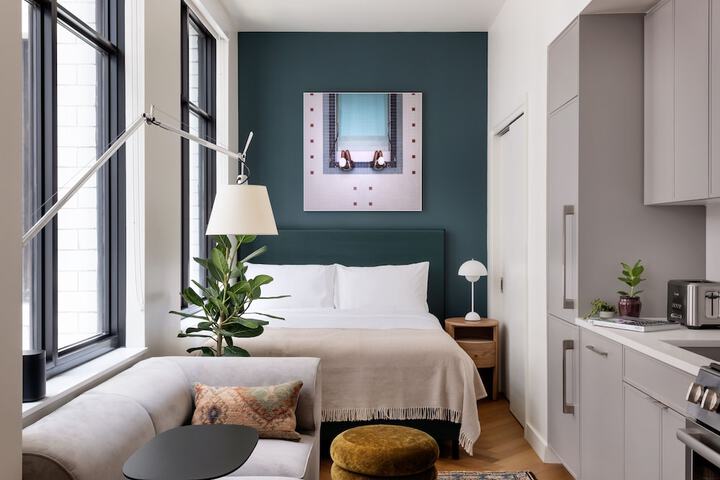 Room 5 of 65