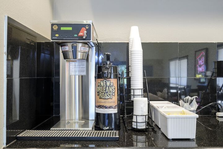 Breakfast/Coffee Service 45 of 48