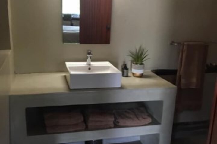 Room 18 of 35