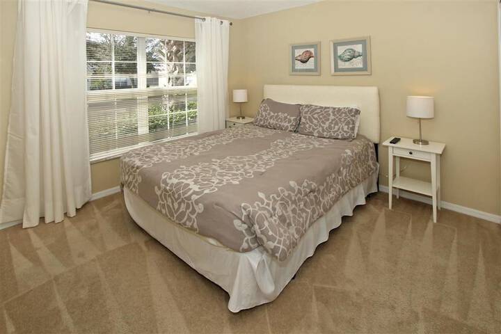 Room 2 of 11