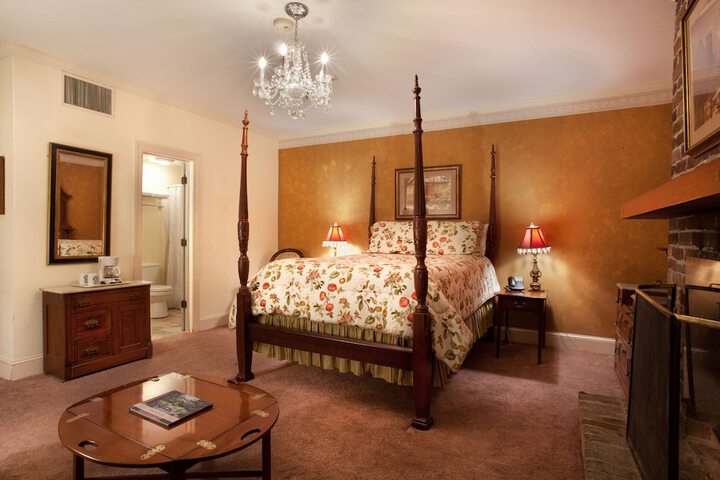 Room 57 of 170
